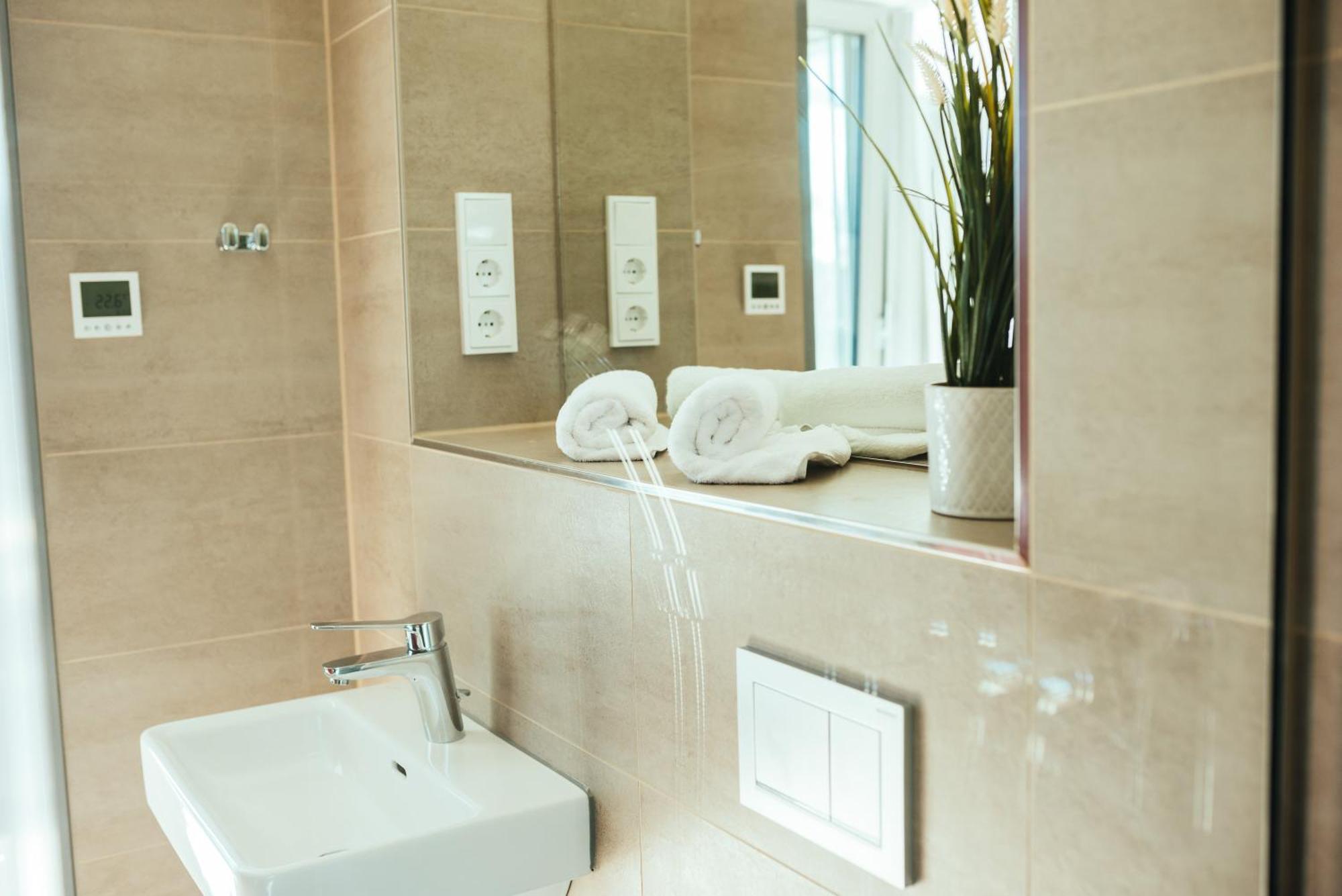 The Rix Studios & Suites Near Sbahn Neukolln Berlin Phòng bức ảnh
