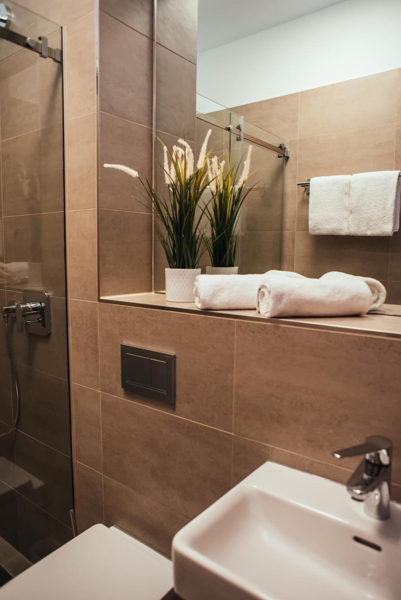 The Rix Studios & Suites Near Sbahn Neukolln Berlin Phòng bức ảnh